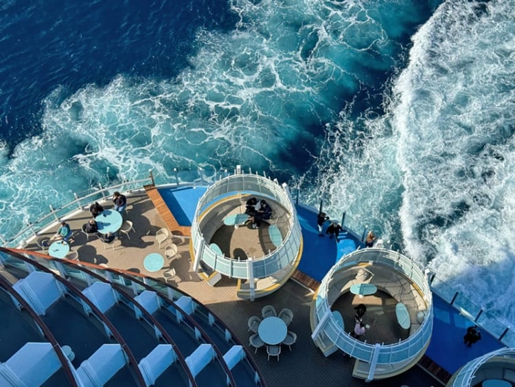 COSTA SMERALDA WITH SHORT MEDITERRANEAN 5 APRIL thmb img