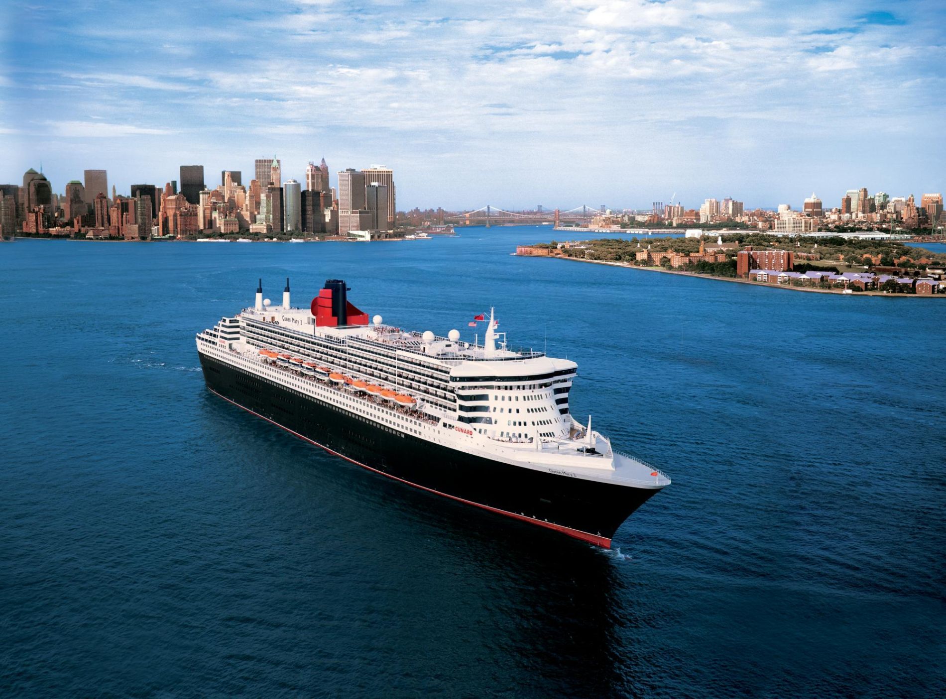 CUNARD QUEEN MARY 2 WITH NORWAY FIORDS
