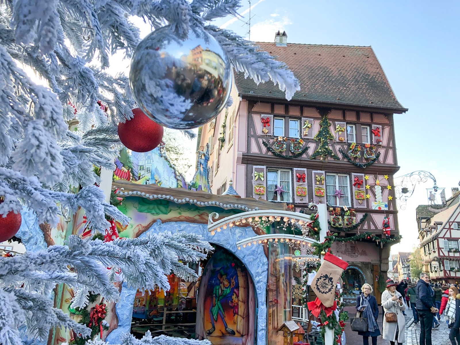 MONA LISA WITH RHINE RIVER CHRISTMAS MARKET
