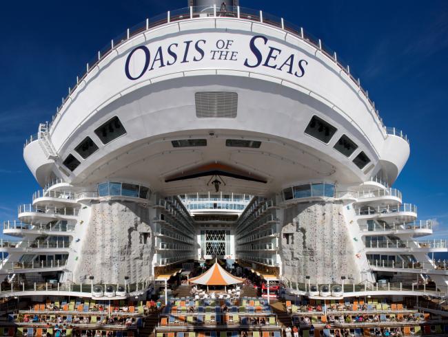 OASIS OF THE SEAS WITH EAST CARIBBEAN 4 OCTOBER thmb img